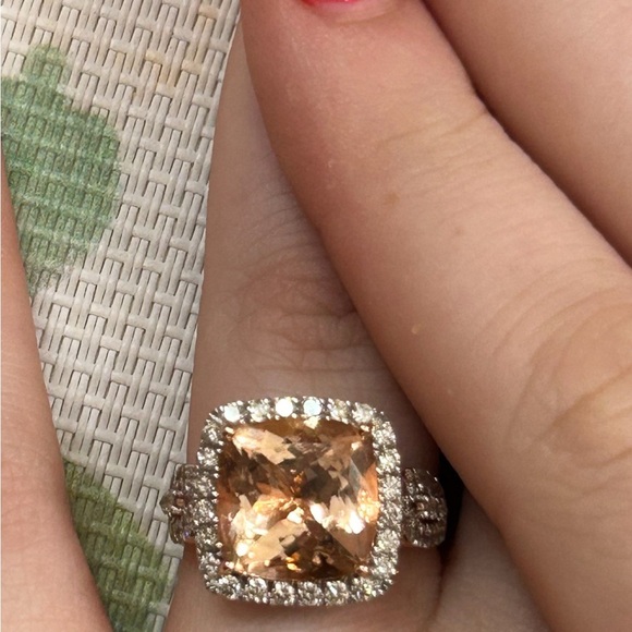 14 kt Rose Gold Morganite Beryl and Diamond Ring. Size 7. Ppwk incl. - Picture 6 of 16